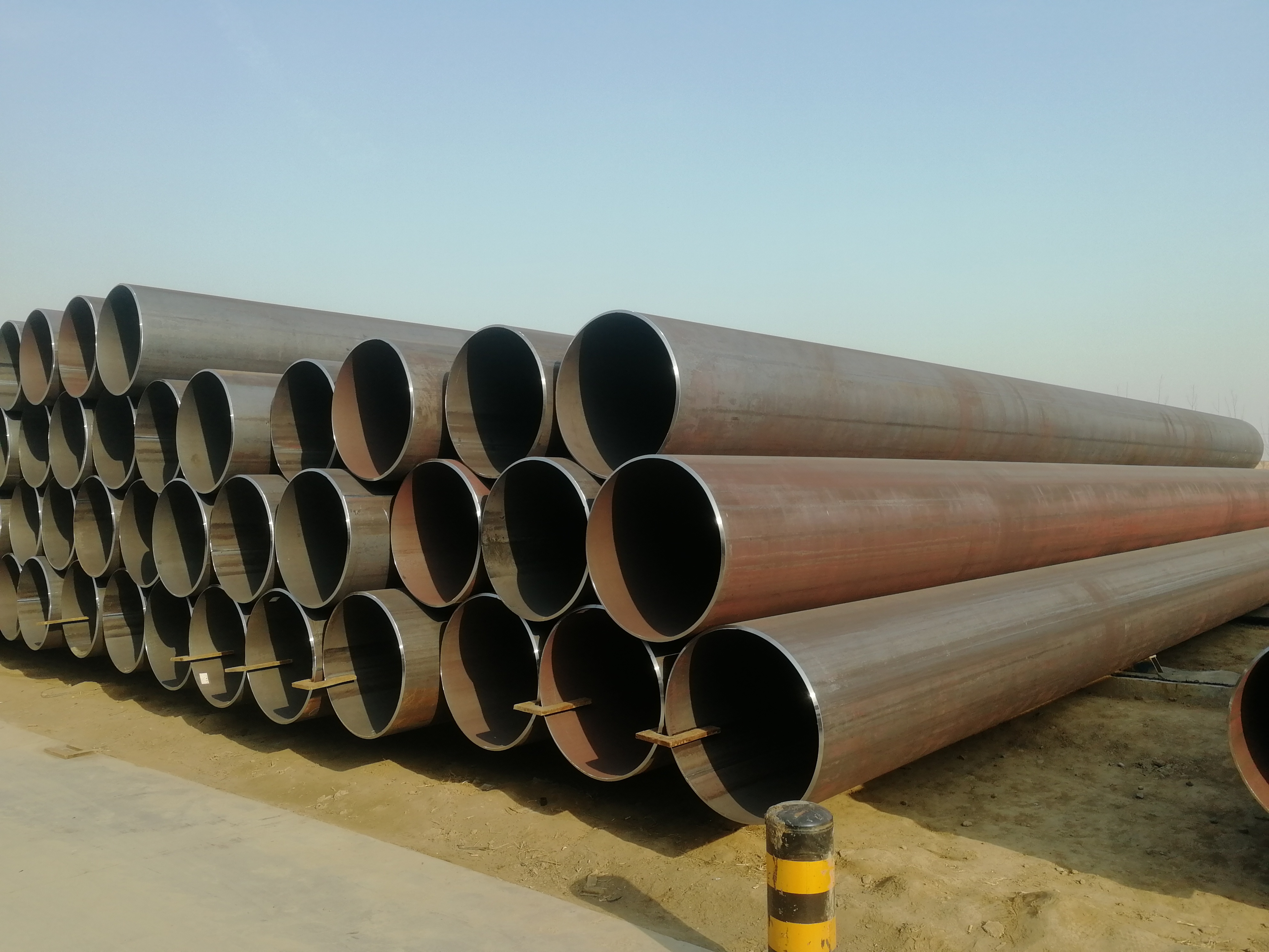 LSAW steel pipe