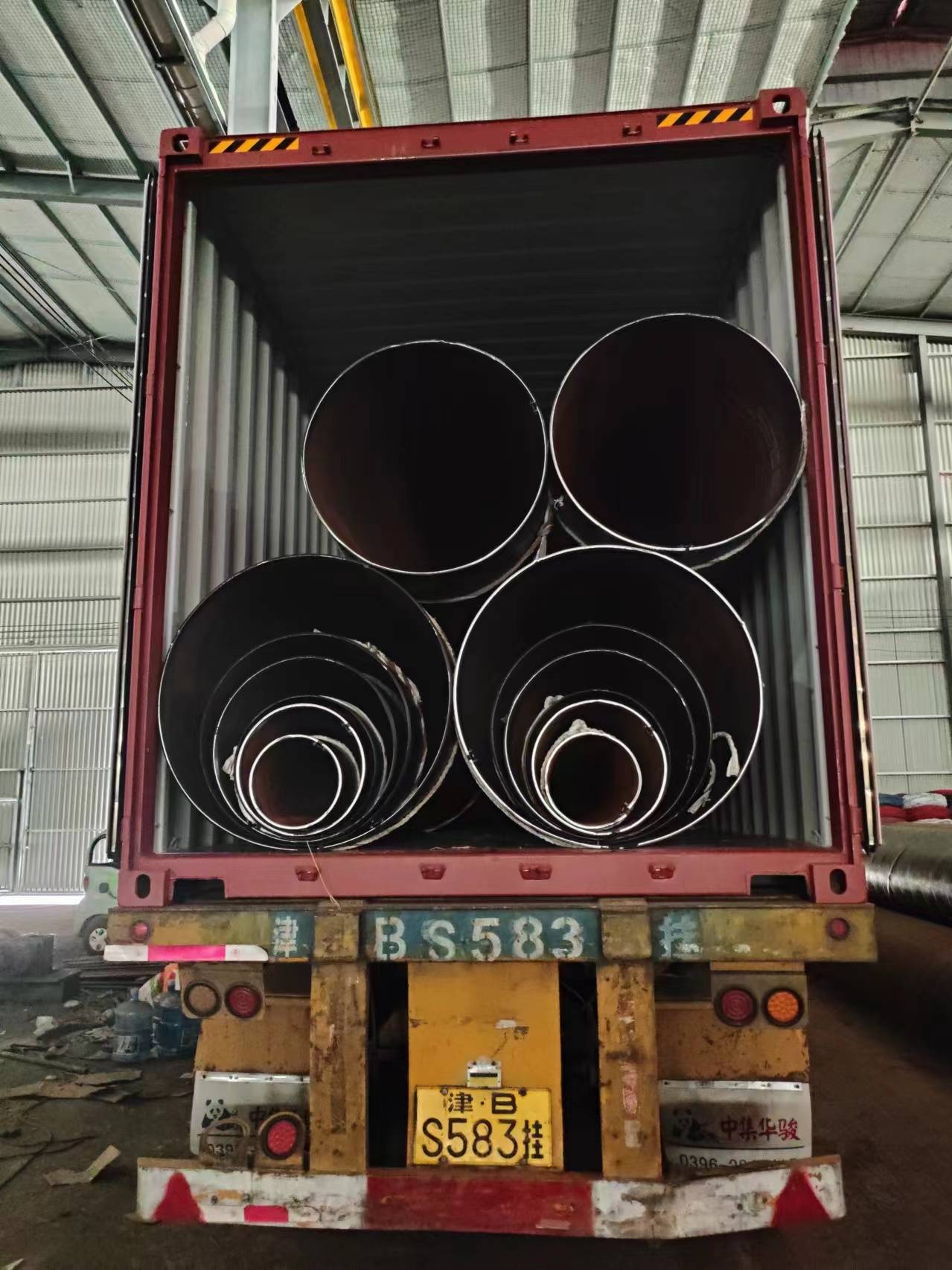 Pictures of API 5L PSL1 Grade B SSAW Steel Pipe Shipments (3)